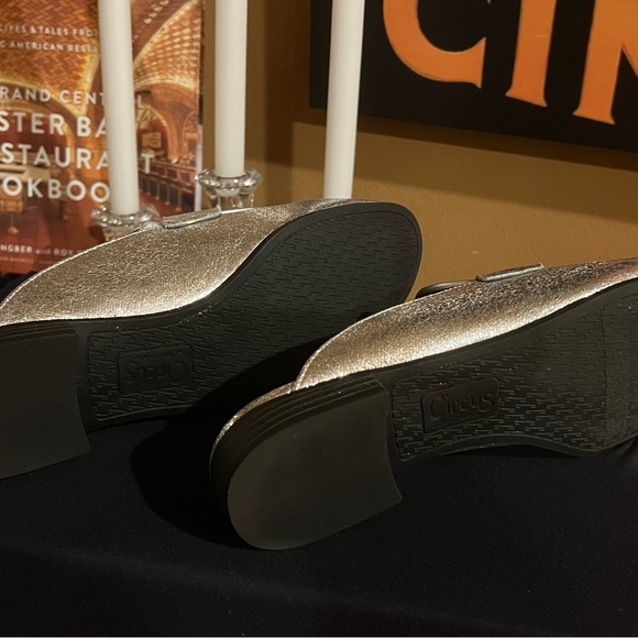 Circus by Sam Edelman Hal, Silver, Penny Loafer Mules. Size 8 1/2. - Picture 3 of 6